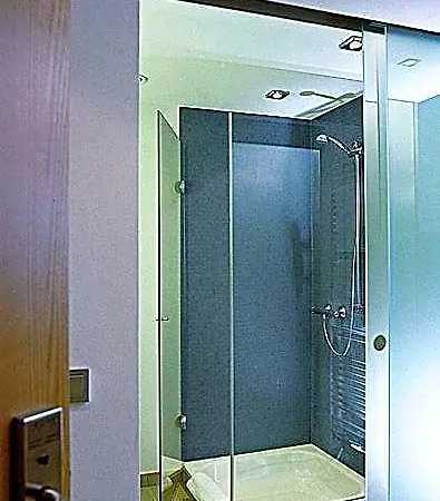 فندق Overnight Tagungshotel Im Abz 3*